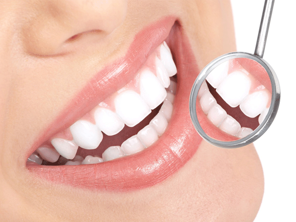 Ini 10 Cara Menghilangkan Plak Gigi yang Bisa Kamu Coba